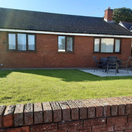 3-Bed Bungalow Near Conwy Valley Close To Castle Villa Colwyn Bay Luaran gambar