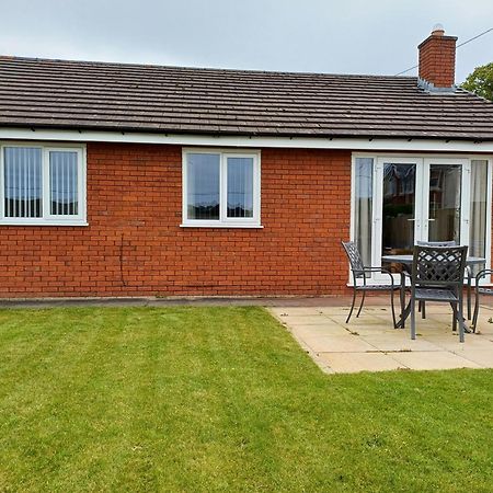 3-Bed Bungalow Near Conwy Valley Close To Castle Villa Colwyn Bay Luaran gambar