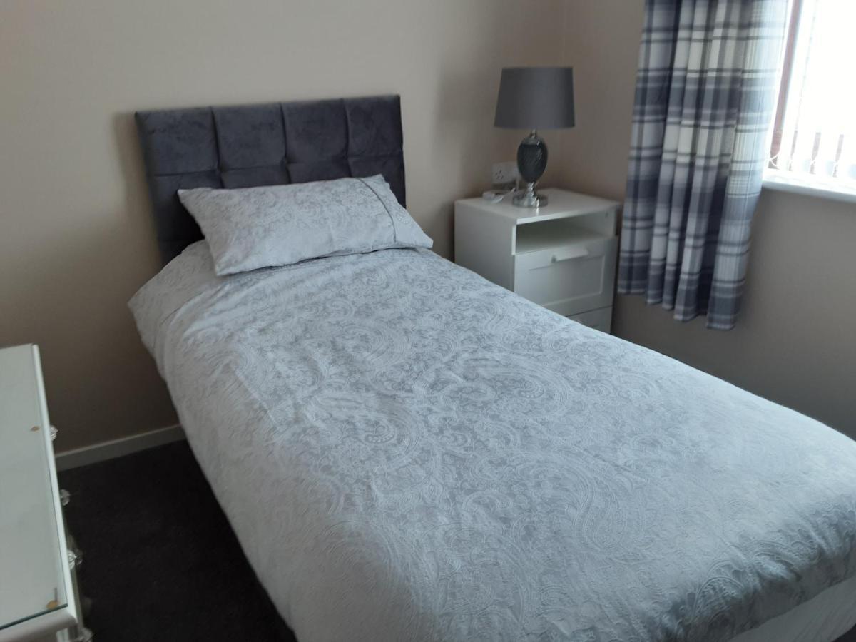3-Bed Bungalow Near Conwy Valley Close To Castle Colwyn Bay Luaran gambar