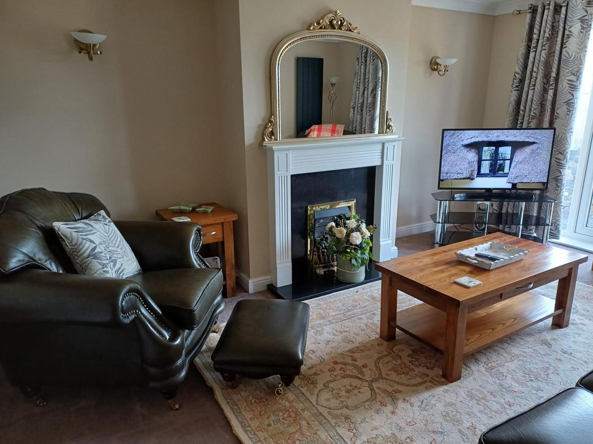 3-Bed Bungalow Near Conwy Valley Close To Castle Colwyn Bay Luaran gambar