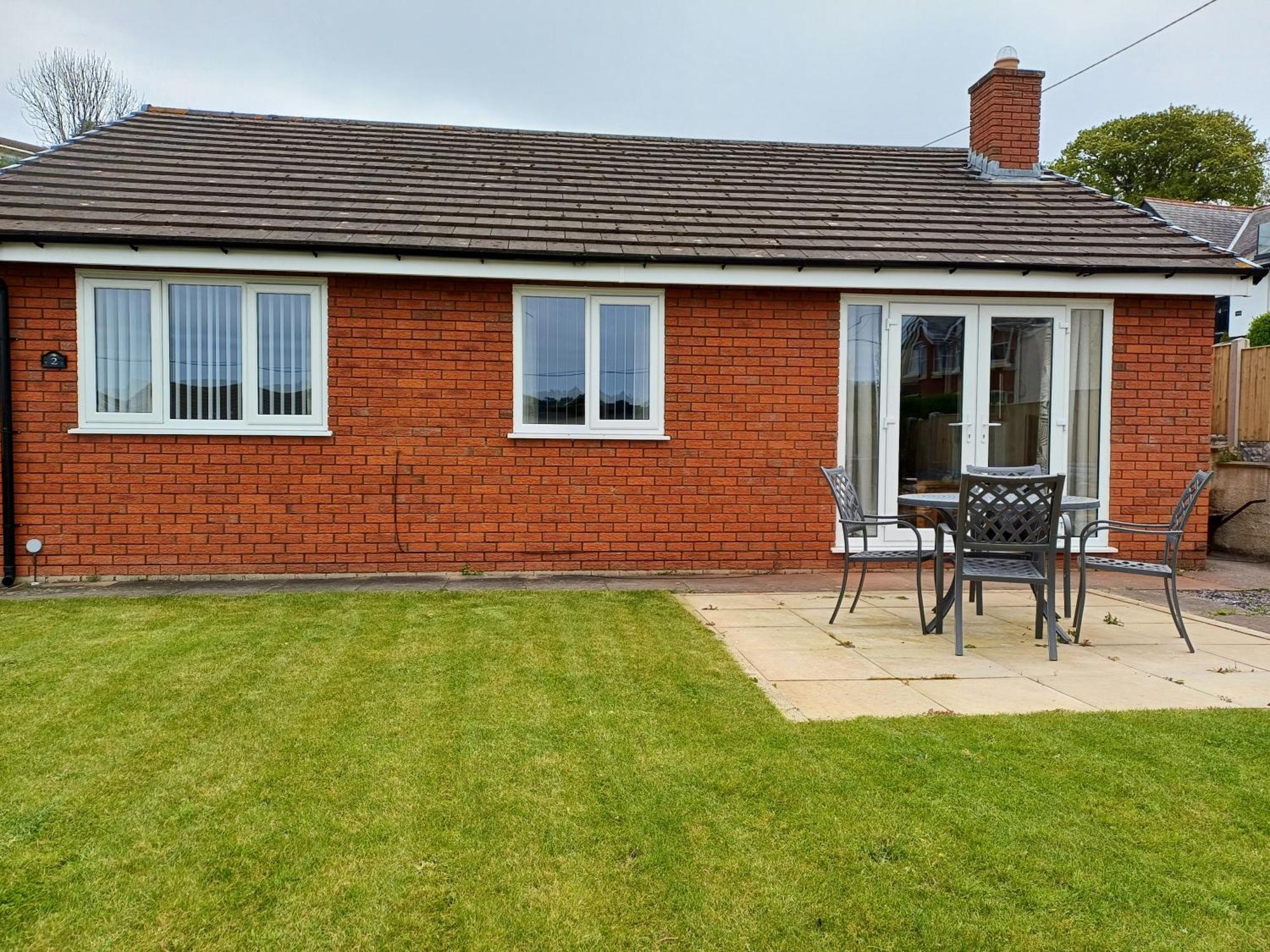 3-Bed Bungalow Near Conwy Valley Close To Castle Villa Colwyn Bay Luaran gambar